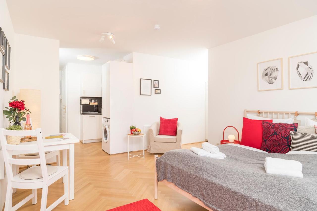 Red Monkey Vienna Apartment Exterior foto