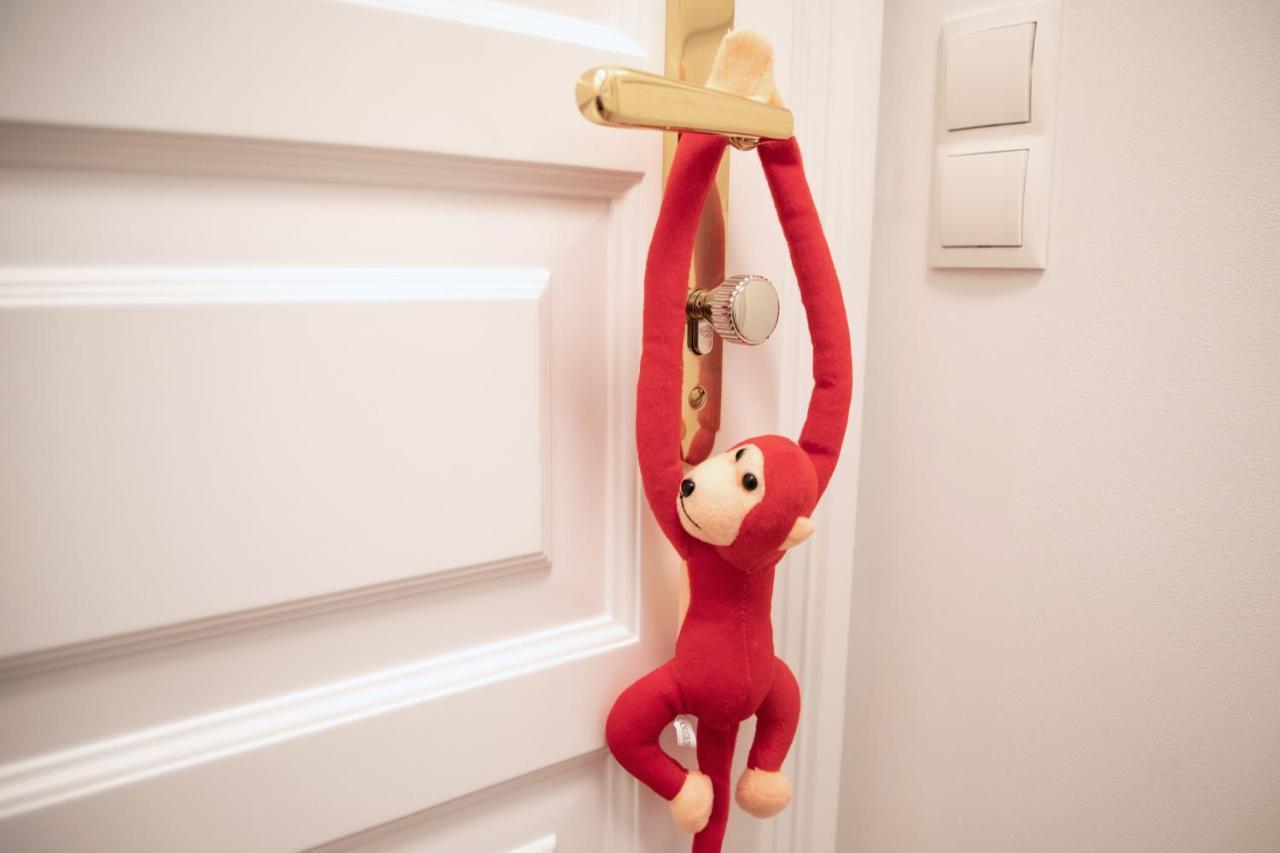 Red Monkey Vienna Apartment Exterior foto